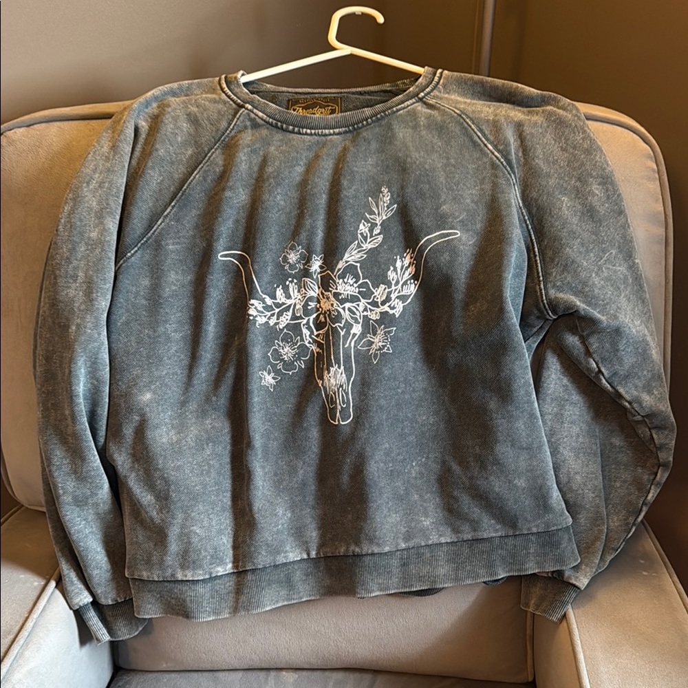 Women's Blue Graphic Sweater